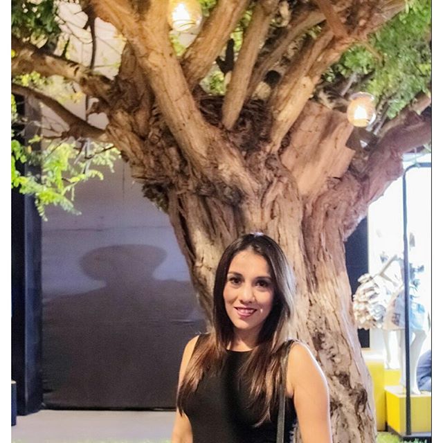 Que tengan una semana increible!!! Aqui una fotito del último #lifweek amando mi #newlook 😘😘😘
#selfie #newlook
Gracias @gygante_cases por las  fotos!!!